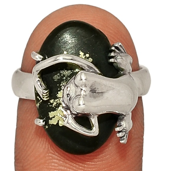 Jewelry - Pyrite in Megnitite sterling silver frog ring size 7